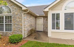6113 NE Kensington Drive, Lee's Summit, MO 64064