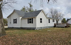 1101 E 18th Street, Lamar, MO 64759