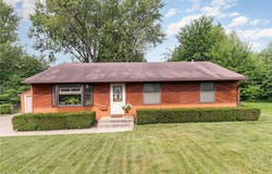 10424 Zenith Avenue S, Bloomington, MN 55431