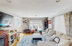 647 Lincoln Street, Baldwin Harbor, NY 11510