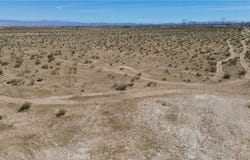 1 Air Expressway, Adelanto, CA 92301