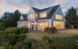 5340 HAYSTACK DR, Neskowin, OR 97149