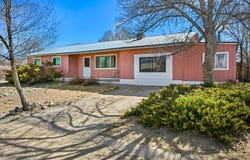 807 Hill Dr, Taos, NM 87571