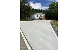 9556 Crisman Rd, Heiskell, TN 37754