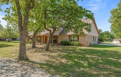 236 East Park Drive, Graham, TX 76450