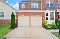 42108 AUTUMN RAIN CIRCLE, BRAMBLETON, VA 20148