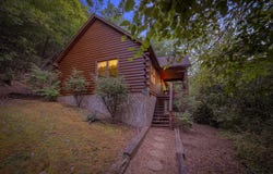 706 Falcons Nest Way, Pigeon Forge, TN 37863
