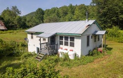 1514 Blackmer Boulevard, Stockbridge, VT 05772