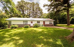 127 E Pope St, Monticello, AR 71655