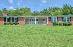 121 Stone Ln, Gainesboro, TN 38562