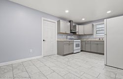 810 Pittston Avenue, Scranton, PA 18505