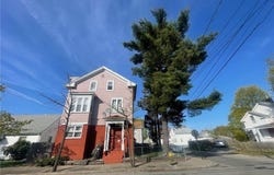 62 Daniel Avenue, Providence, RI 02909