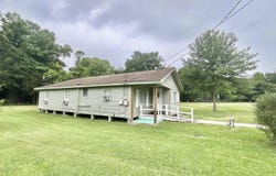 655 N 2nd Street, Silsbee, TX 77656