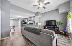 826 SW 10th St, CedarRapids, IA 52404