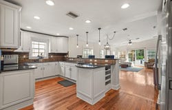 11 S LAWSONA Boulevard, ORLANDO, FL 32801