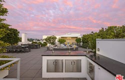 450 N Palm Dr, Beverly Hills, CA 90210
