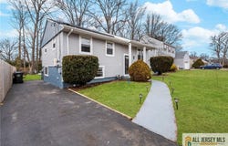 811 Coolidge Avenue, Woodbridge Proper, NJ 07095