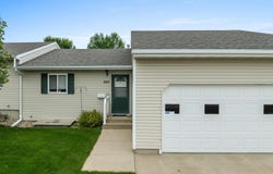 2019 13th St NW, Minot, ND 58703