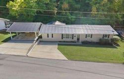 442 Trimble Branch Rd, Prestonsburg, KY 41653