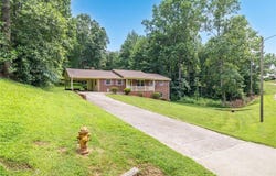 185 Frontier Drive, Kernersville, NC 27284