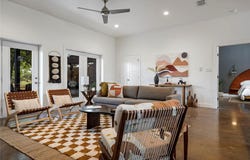 849 W Live Oak St, Fredericksburg, TX 78624
