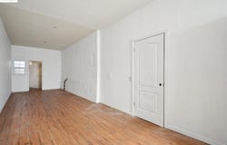 7960 Macarthur Blvd, Oakland, CA 94605