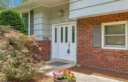 384 Van Emburgh Ave, Ridgewood Village, NJ 07450-2228