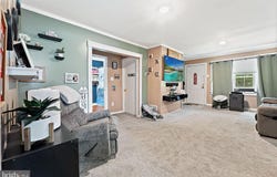 1444 FIFTEENTH AVENUE, WILLIAMSTOWN, NJ 08094