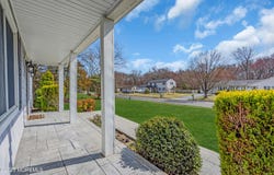6 Kenneth Drive, Ocean Twp, NJ 07712