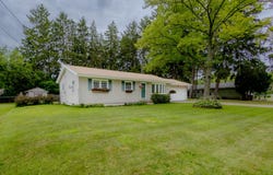 4027 Le Clare St, Muskegon, MI 49444
