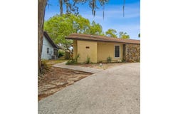 220 SE VALARE LANE, CRYSTAL RIVER, FL 34429