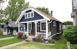 806 North 43rd Street, Omaha, NE 68131