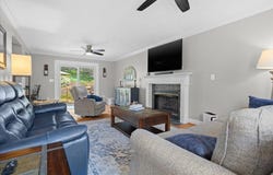 1397 Fieldgate RD, Salem, VA 24153