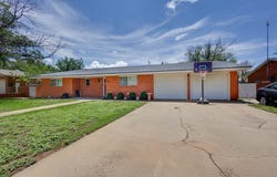709 21st St, Lamesa, TX 79331
