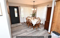 2423 N Sherman Blvd, Grand Island, NE 68803