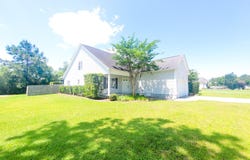 136 Leeward Lane, Hampstead, NC 28443