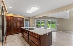376 Chalfonte Avenue, Grosse Pointe Farms, MI 48236