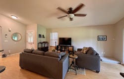 1041 HAWTHORN Ridge, Macomb, IL 61455