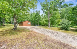 122 Canyon Rd, Leroy, MI 49655