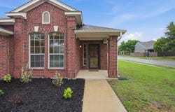 2801 Stirrup Cv, Leander, TX 78641