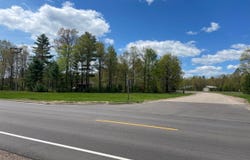 7484 DOLHUN DR, WI 54568