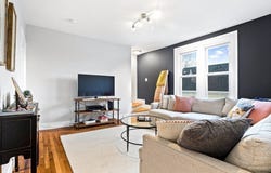 30 Putnam St, Somerville, MA 02143