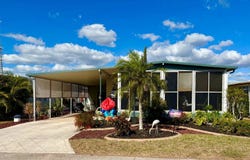 917 Sand Cay W, Venice, FL 34285