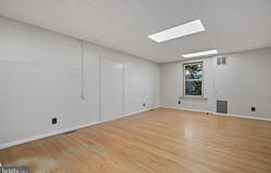 43 E COLONIAL HIGHWAY, HAMILTON, VA 20158