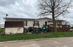 20511 Rosedale Drive, Clinton Township, MI 48036