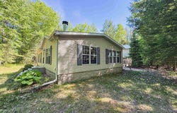 12323 LEOS Road, SURING, WI 54174