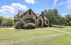 302 S Crook Street, Cresson, TX 76035