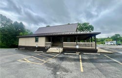 3420 Perry Hwy, Scott Twp - LAW, PA 16101