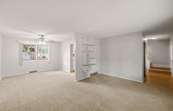 95 Gray Avenue, Waukee, IA 50263