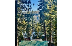 13273 Sierra Dr W, Truckee, CA 96161